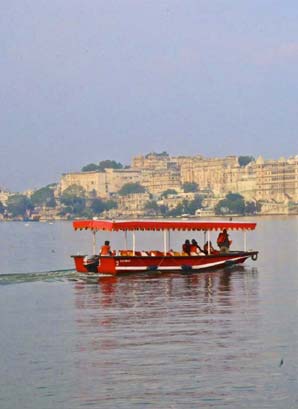 Half day Udaipur tour 